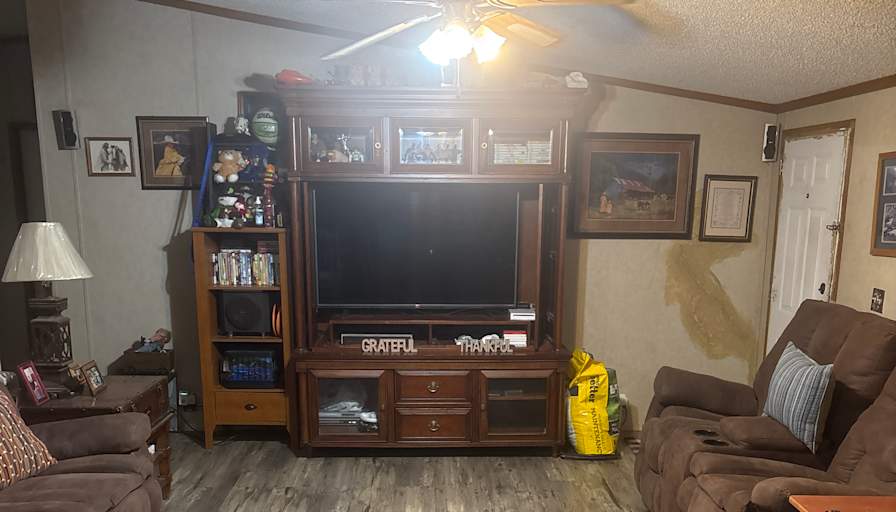jeffrey's room