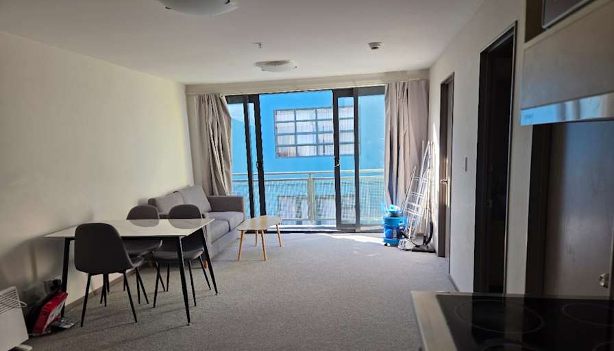 Mingsheng's room