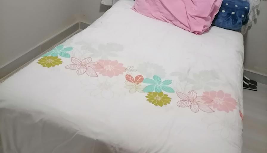 Hlengiwe's room