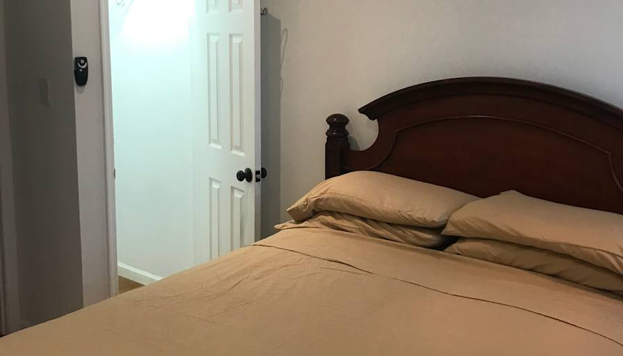 max's room