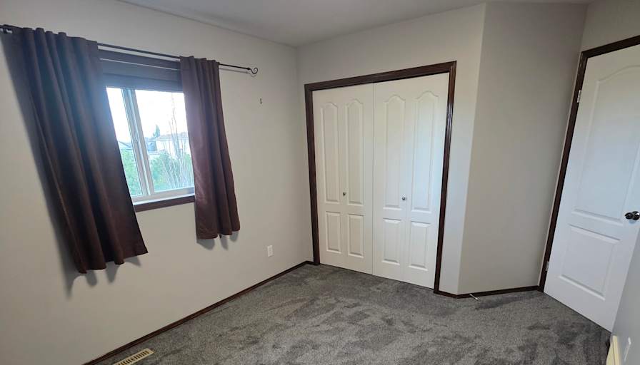 Simon's room