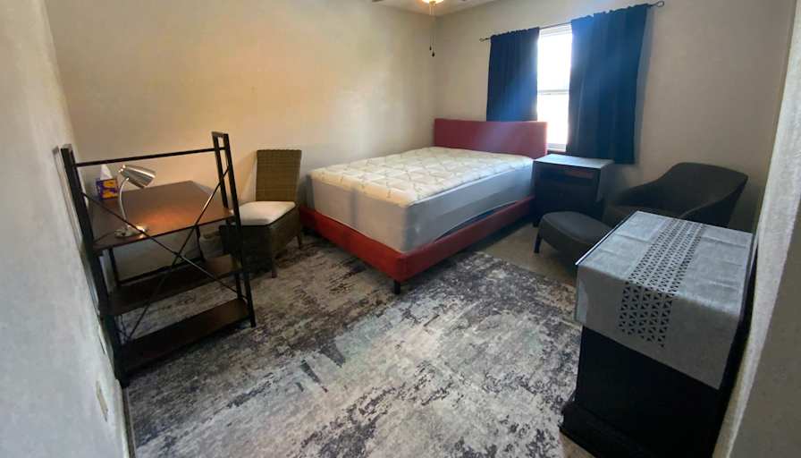 Ty S's room
