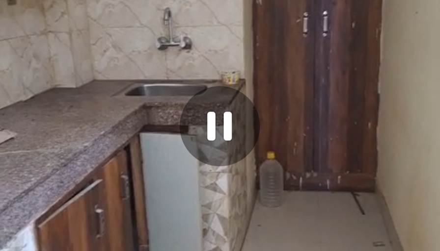 Nikunj saini's room