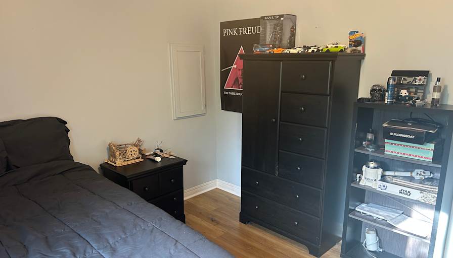 Janessa's room