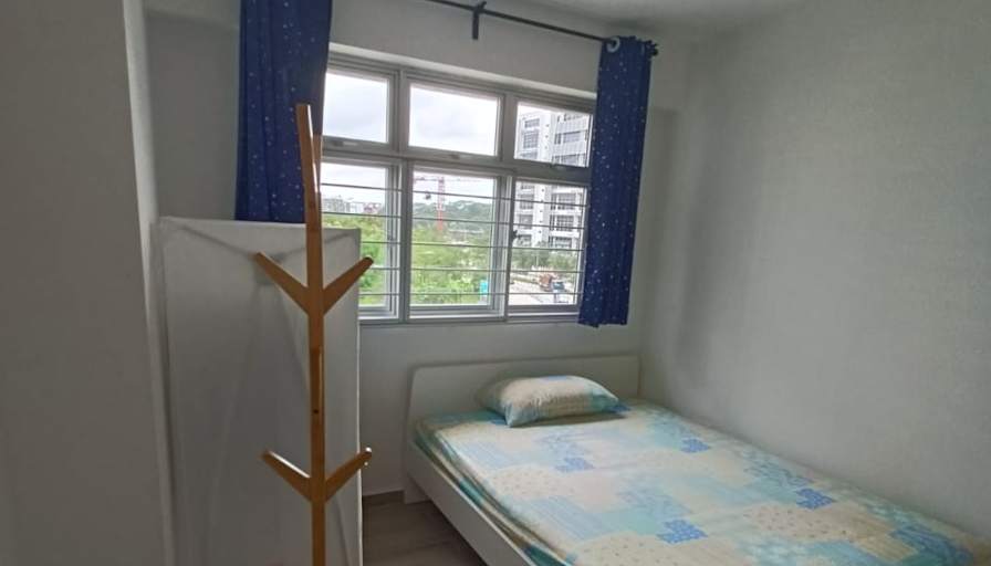 Yu Hui's room