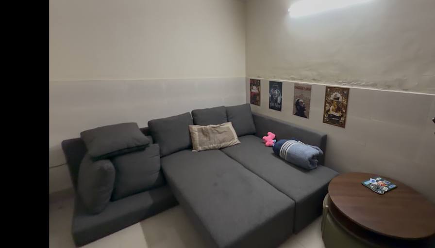 Anvesh's room