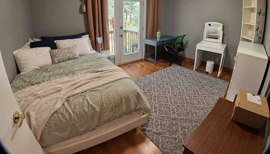 Julia's room