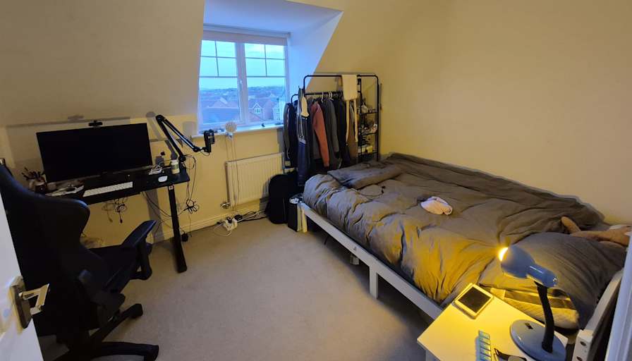 Luke's room