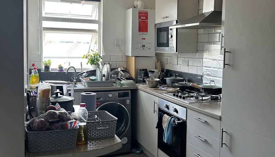 Shruthi Kurakula's room