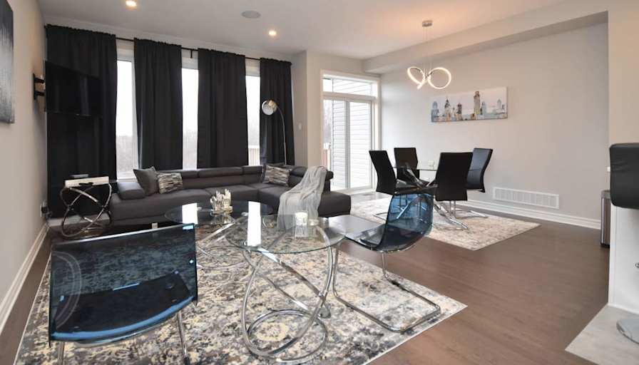 Rent In Ottawa Property Management Inc's room