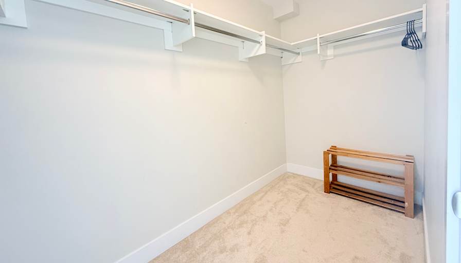 Sunny's room