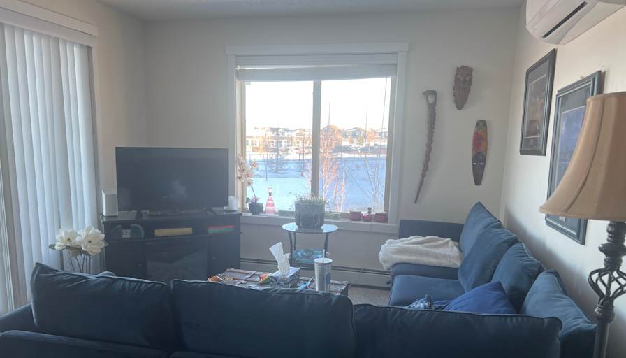 Pamela Oho's room