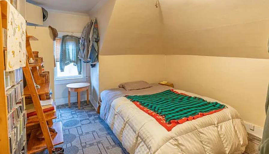 Laura's room