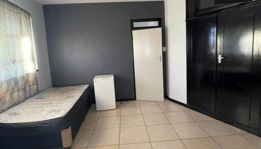 Feechy Makoni's room