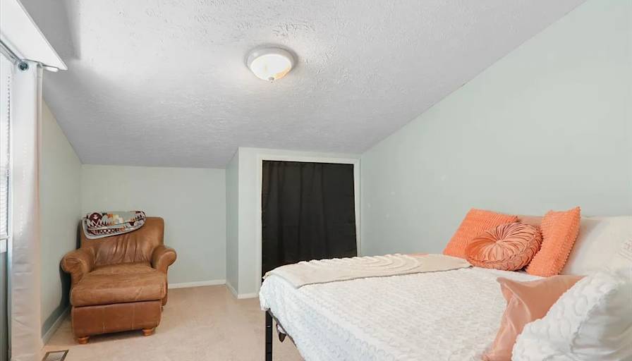 Emma's room