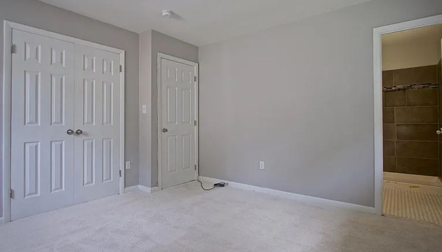 Layton's room