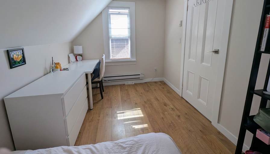 Summer's room