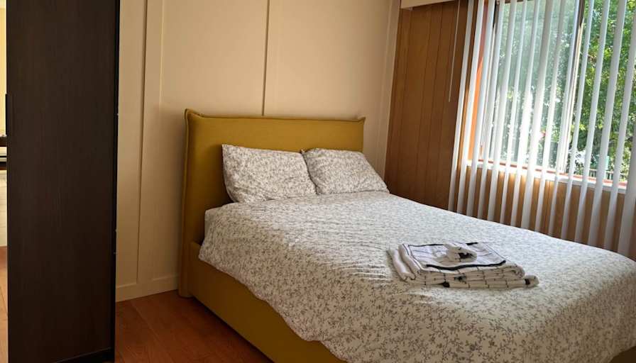 Saul's room