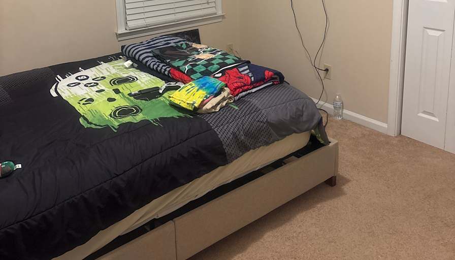 Tara's room