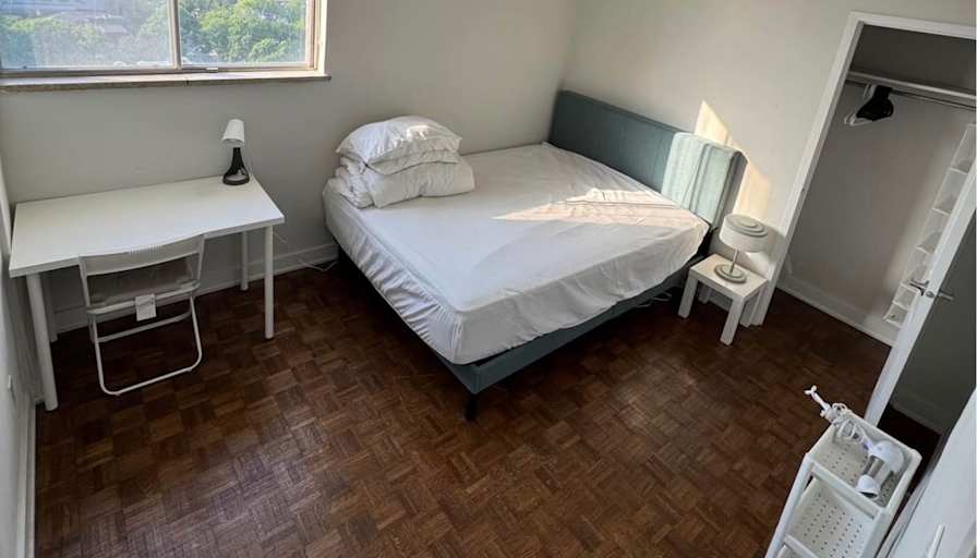 Sahin's room