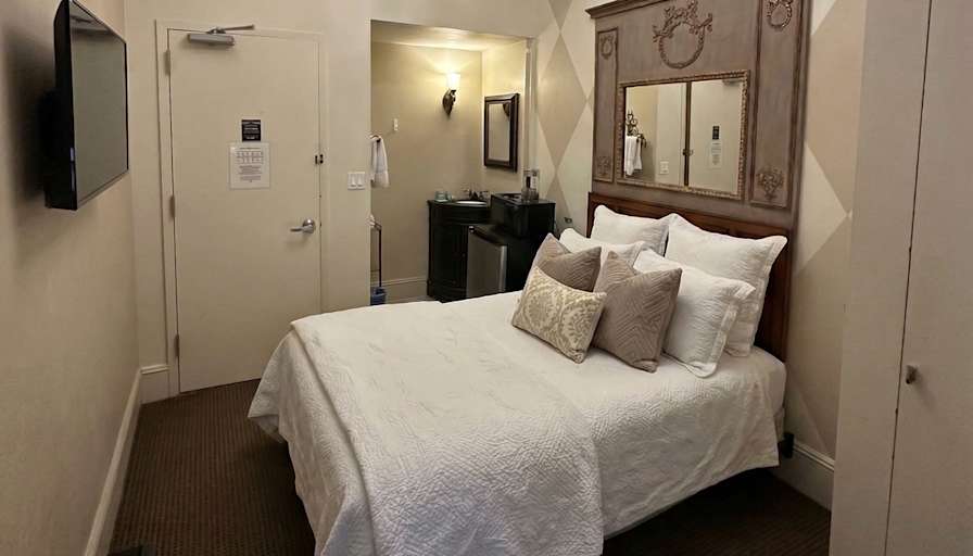 Husyar Koleoglu's room