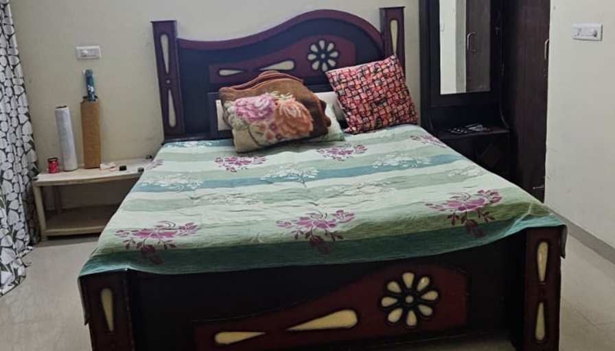 Jatin's room