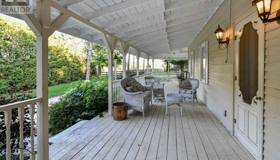 Janet Mackenzie's room