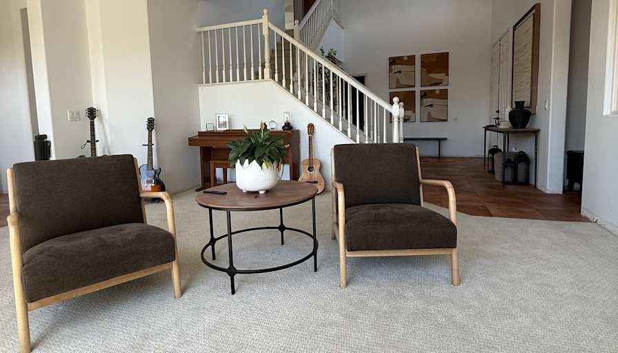 GUEST HOUSE's room