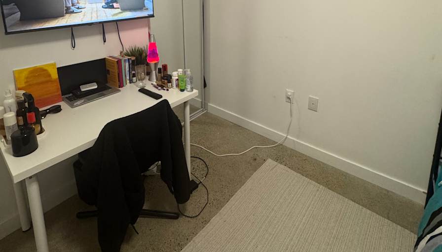 Stephanie's room