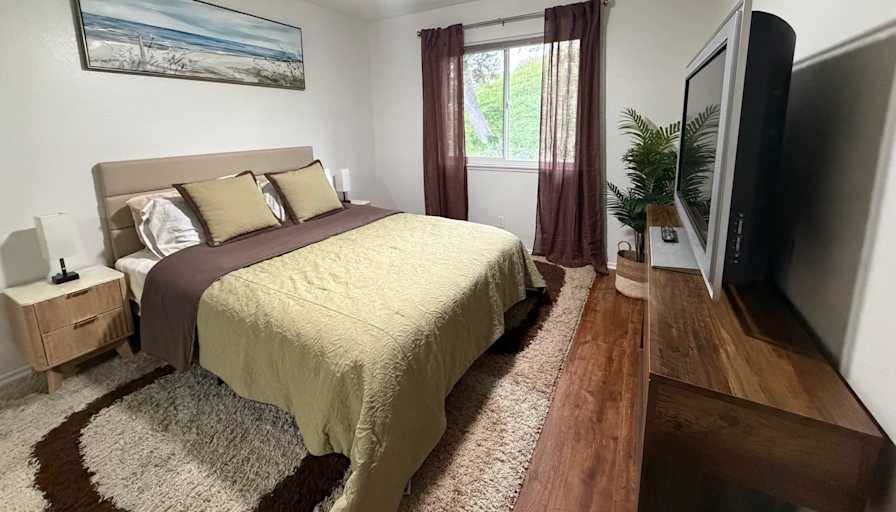 Imelda M.'s room
