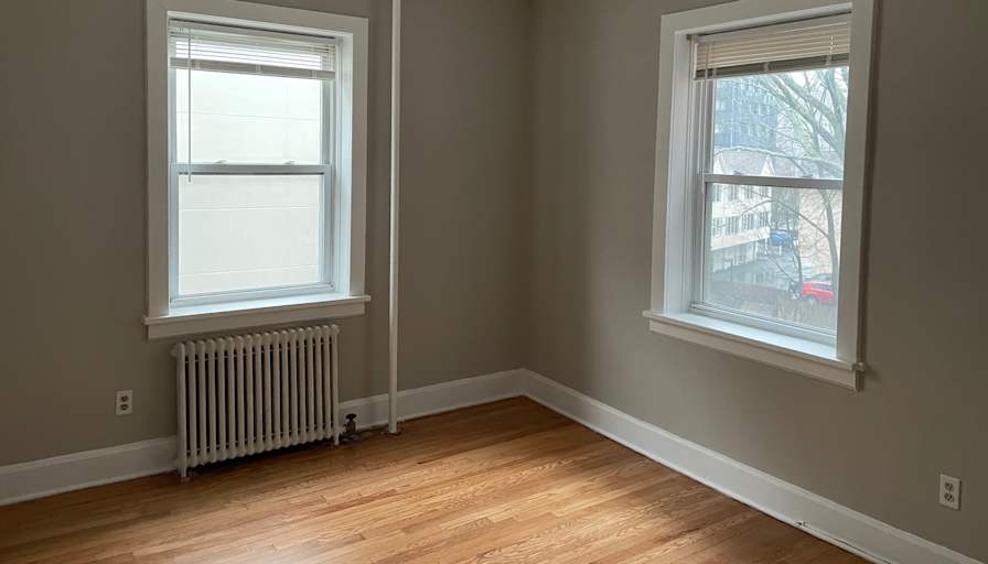 PRIVATE BEDROOM - Danbury - Connecticut - Office - Music - Craft Studio's room