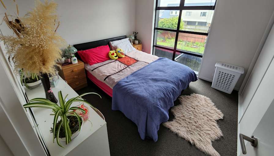 Try's room