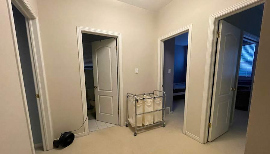 Ali's room