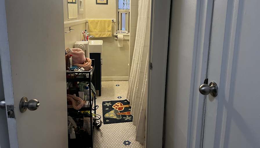 Anabella's room