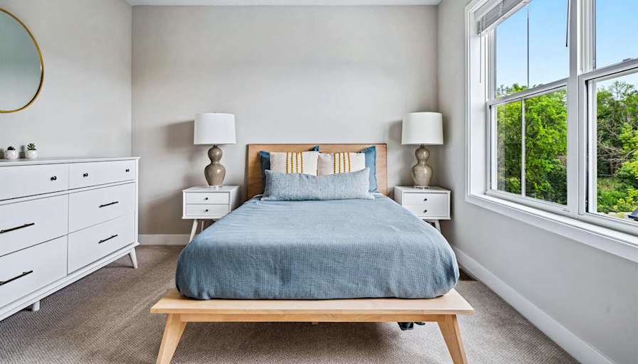 CYNTHIA BETTERSON's room