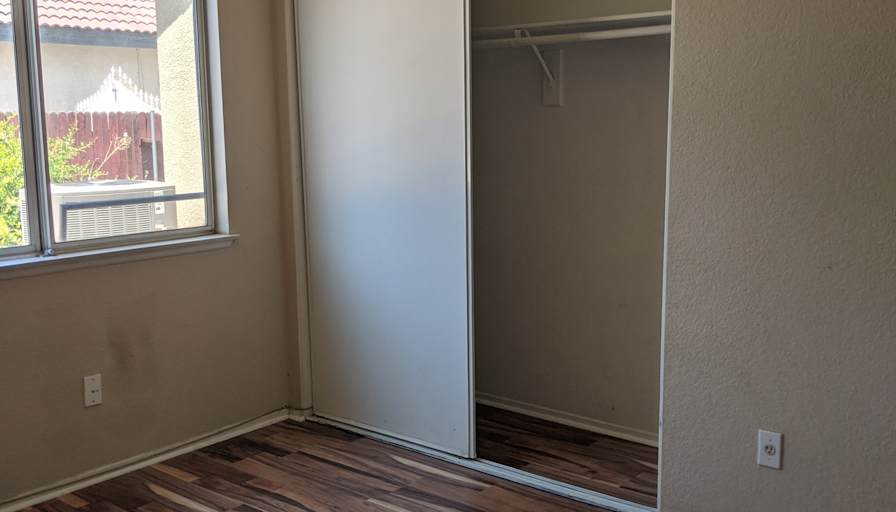 Has's room
