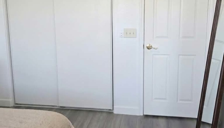 Mina's room