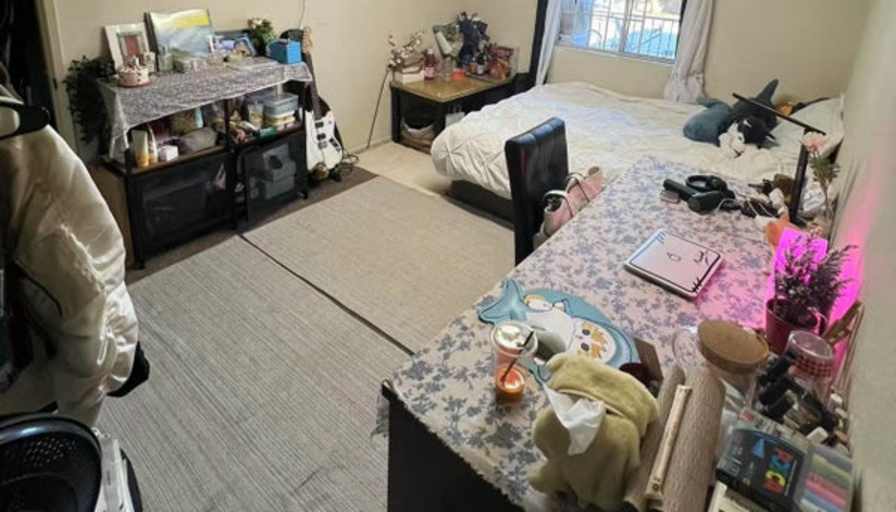 Jennifer's room