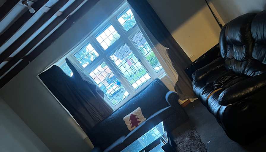 Isla's room