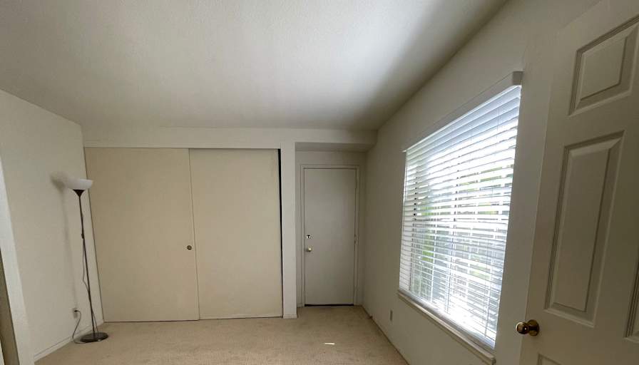 Armmon's room
