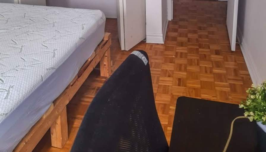 Chakib Bensahla's room