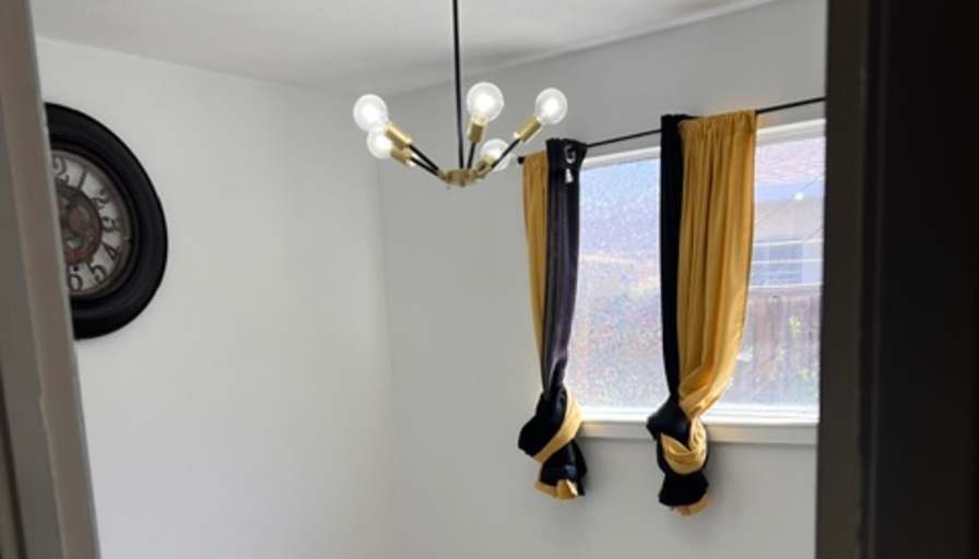 kamran shah's room