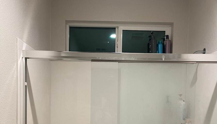 vish's room