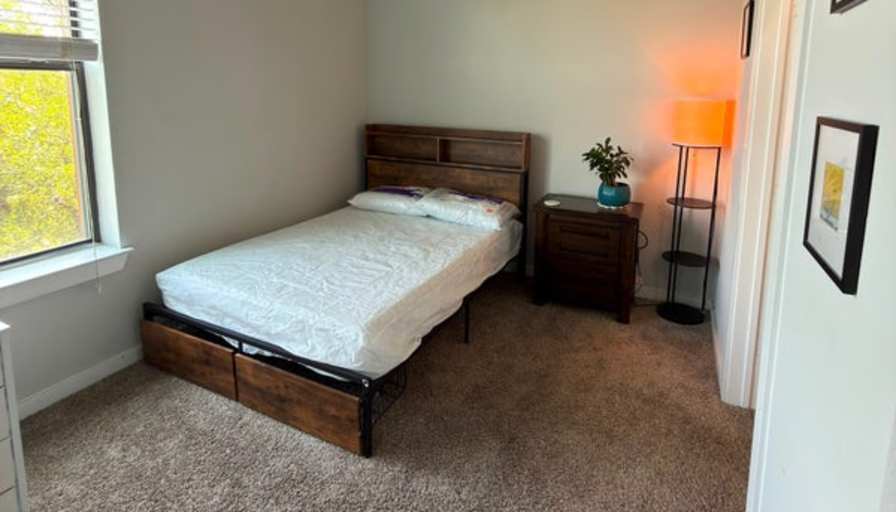 lora's room