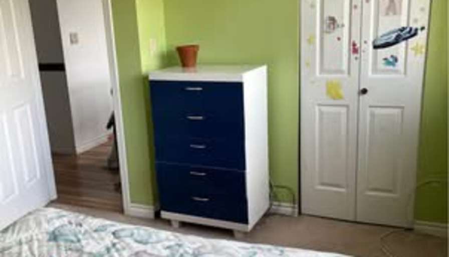 Sharlin's room