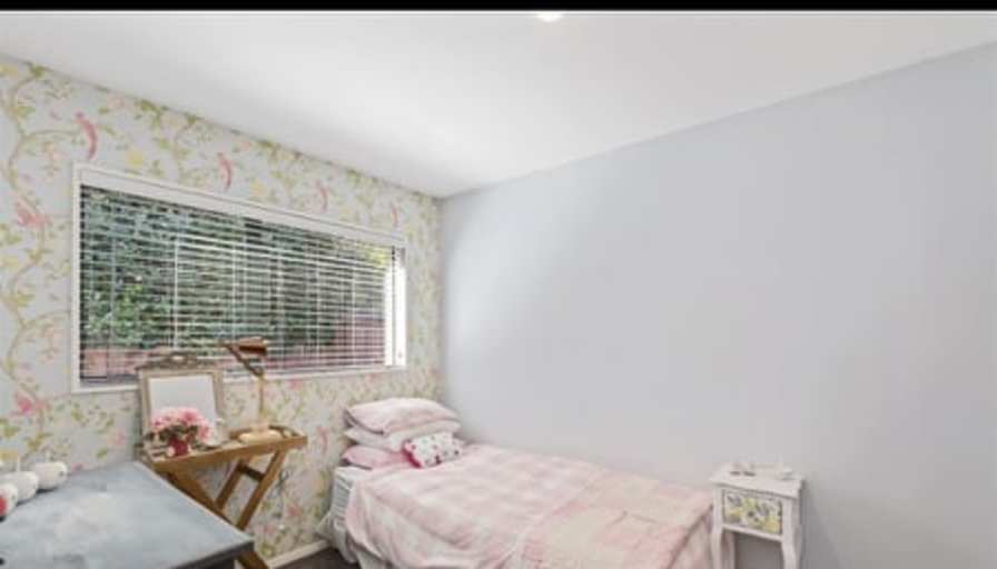 Gina Gladwin's room
