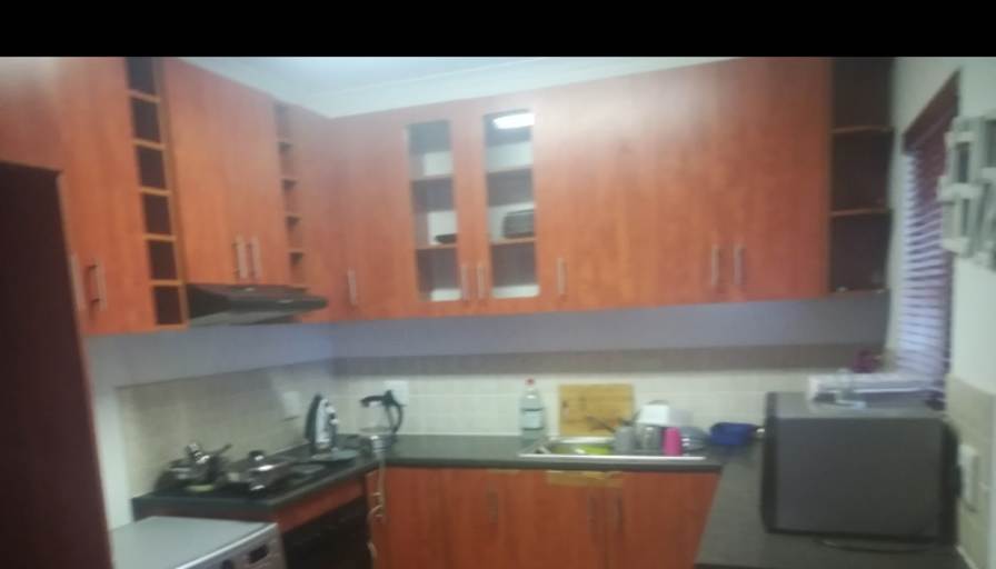 Nokuzola's room