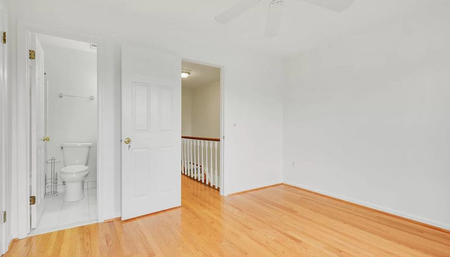 Nima's room