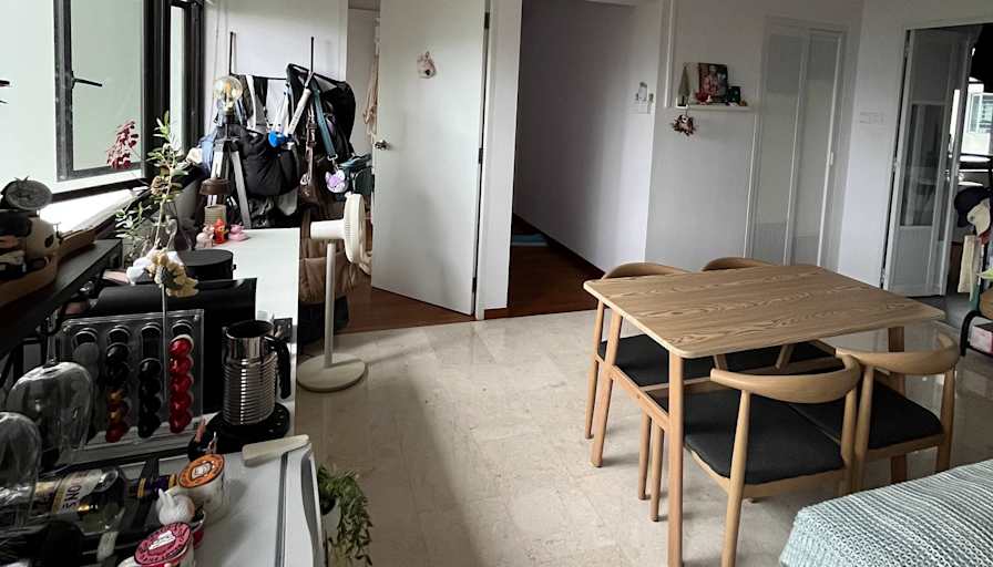 Lloyd T's room