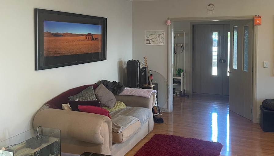 Flynn's room